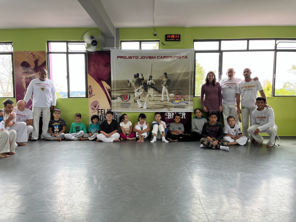 Projeto Jovem Capoeirista desenvolvido nas escolas públicas de Curitiba